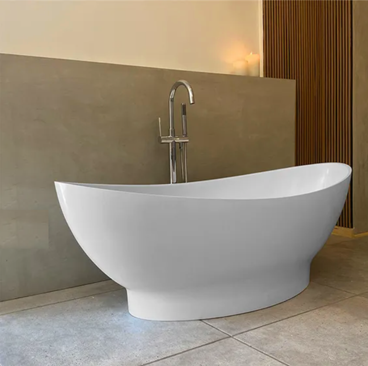 Venus Freestanding White Bathtub